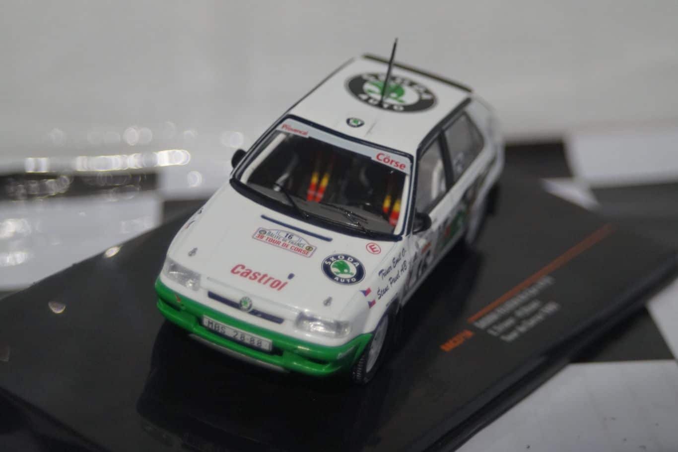 Ixo Skoda Felicia E.Triner T-D-C 1995 1:43 RAC371A