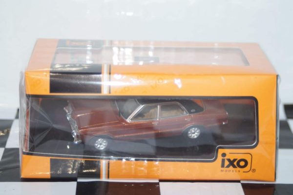 Ixo ford taunus glx 1973 diecast 1:43 clc392n
