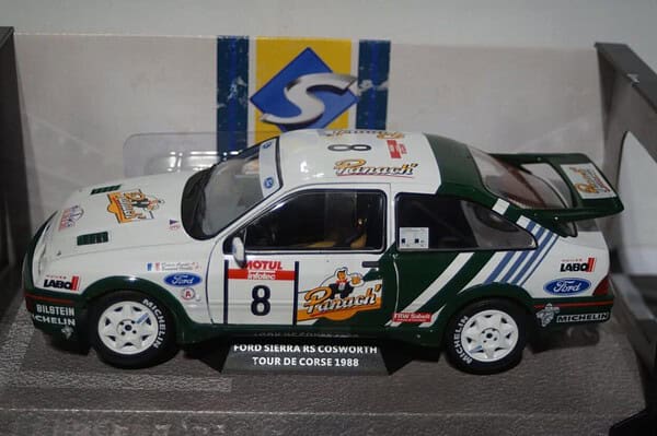 Solido Ford Sierra Cosworth T-D-C 1988 1:18 Diecast S1806102