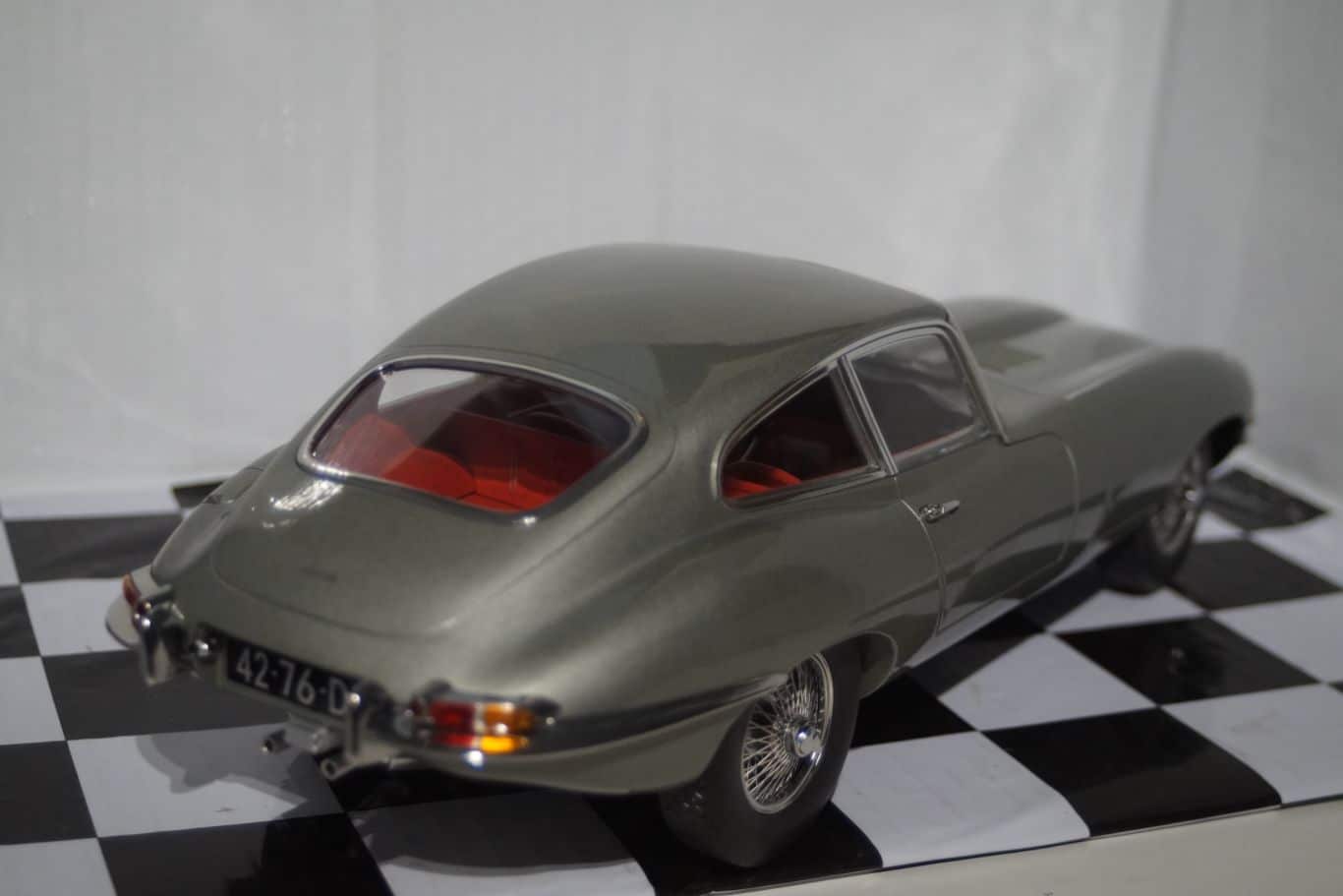 Norev Jaguar E Type Coupe Grey 1964 1:18 scale 122711