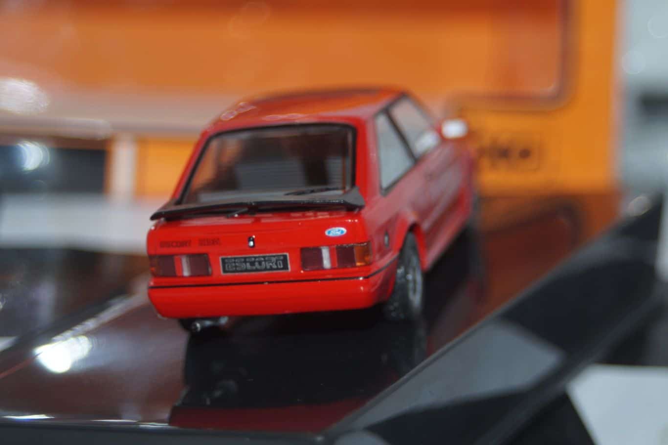 Ixo ford escort mkiv xr3i red diecast 1:43 clc395n