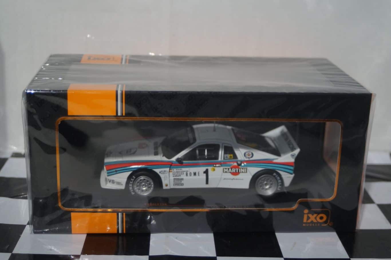 Ixo Lancia 037 M.Carlo M.Alen 1:24 scale 24RAL015B