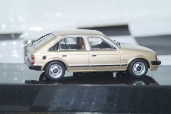 Ixo Lancia 037 M.Carlo M.Alen 1:24 scale 24RAL015B