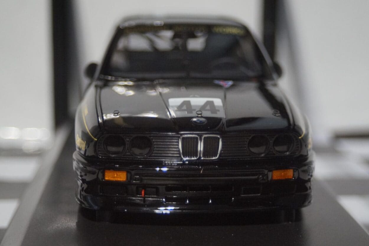 Minichamps bmw m3 bathurst 1000 km 1987 j.richards 1:18 155 872044