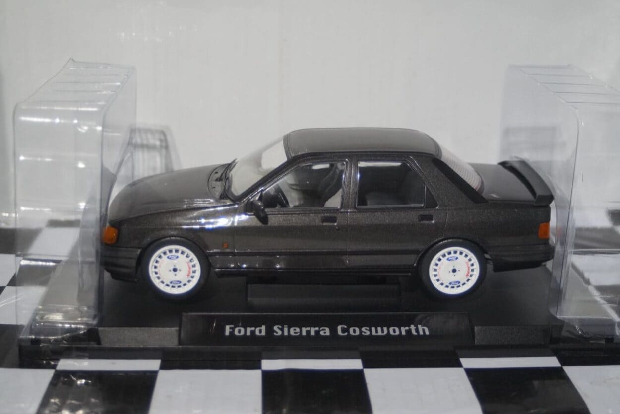 Model car group ford sierra sapphire cosworth grey mcg18306