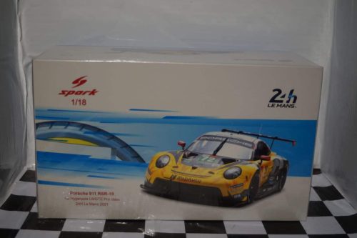 Spark Porsche 911 RSR 19 1st Hyperpole Le Mans 2021 18S699 1:18 Scale Resin