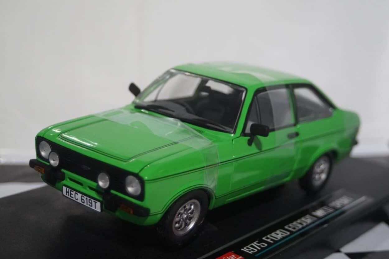 Sunstar 1975 ford escort mk2 sport green 4619 1:18 scale