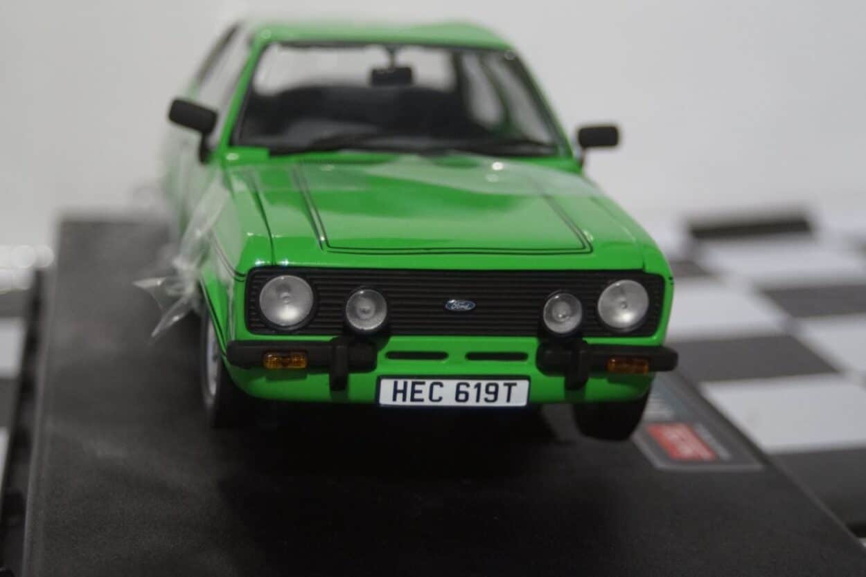 Sunstar 1975 ford escort mk2 sport green 4619 1:18 scale