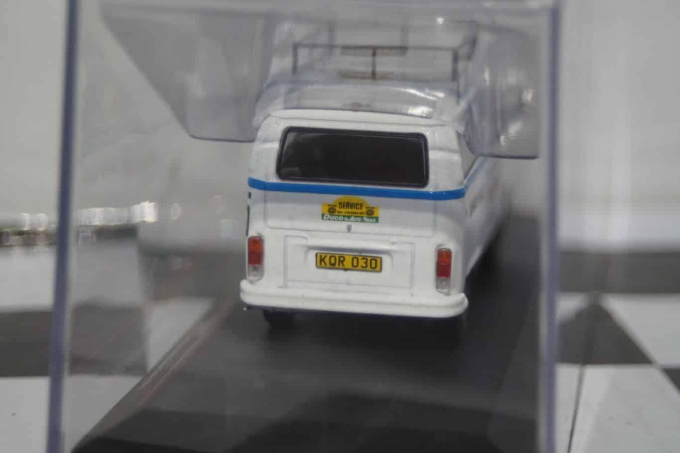 Ixo VW T2 Bus Martini Porsche Safari Rally Diecast 1:43 RAC386X