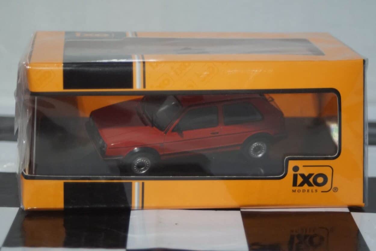 Ixo vw golf mk2 gti red diecast 1:43 clc408n