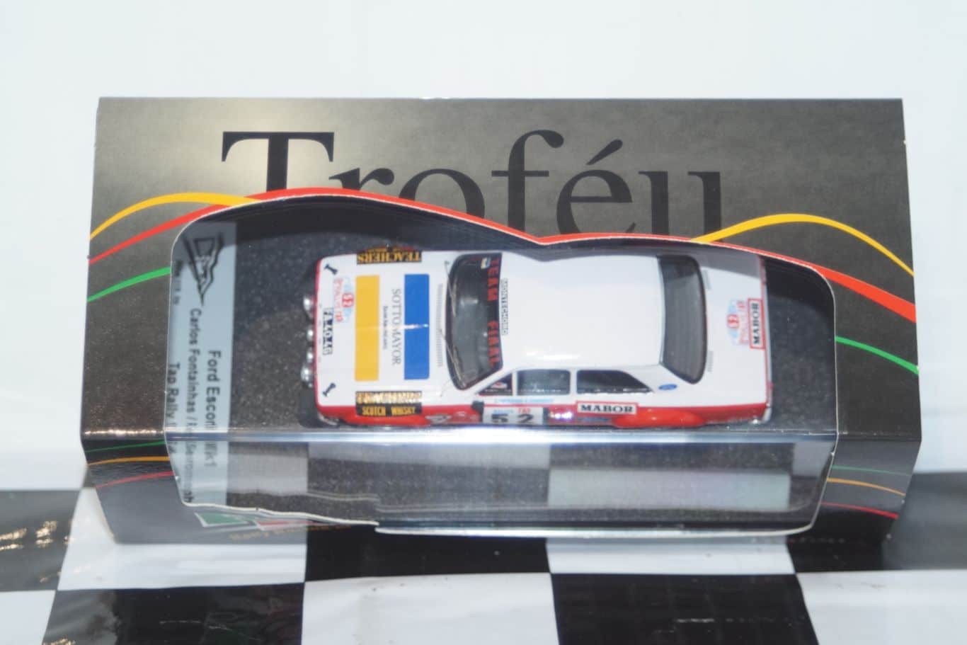 Trofeu ford escort mk1 tap rally 1974 c.fontainhas 1:43rd scale rral 118