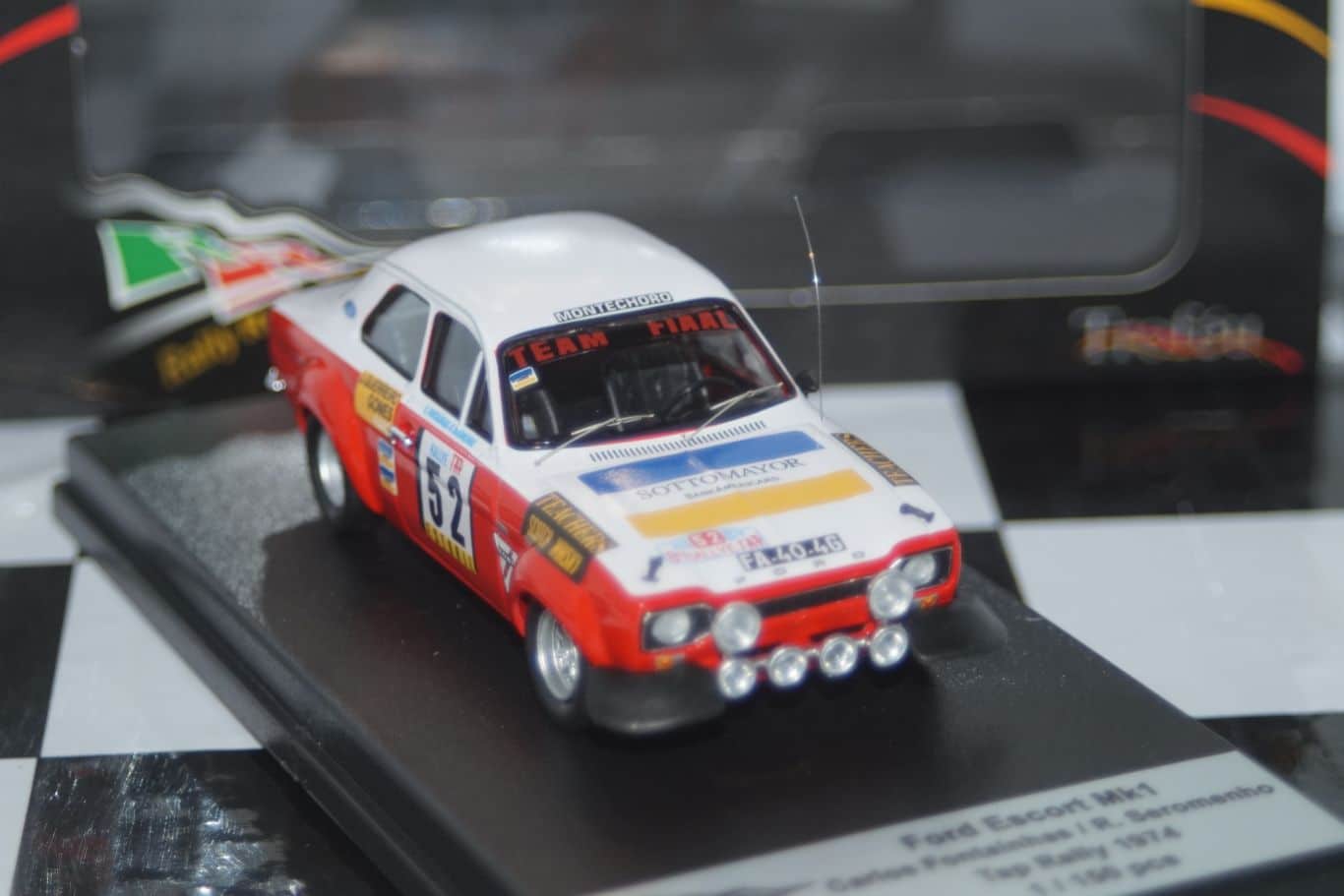 Trofeu ford escort mk1 tap rally 1974 c.fontainhas 1:43rd scale rral 118