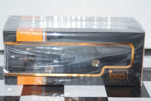 Ixo volvo 242 1980 black diecast 1:43 moc311