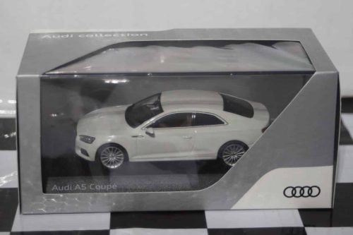 Spark audi a1 2018 white/black dealer 1:43 resin audi5011801031