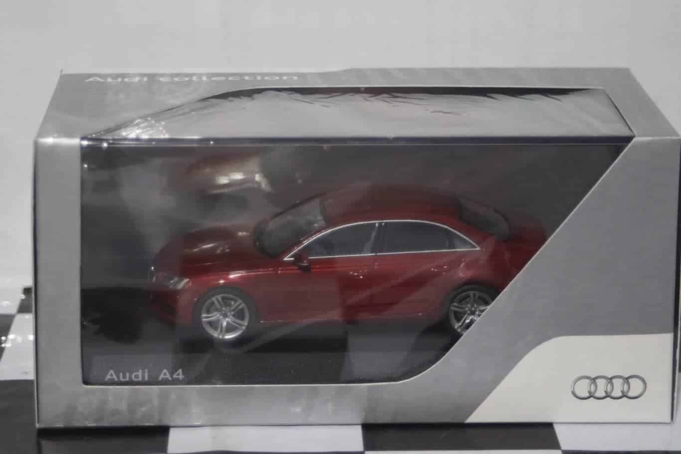 Spark audi a1 2018 white/black dealer 1:43 resin audi5011801031