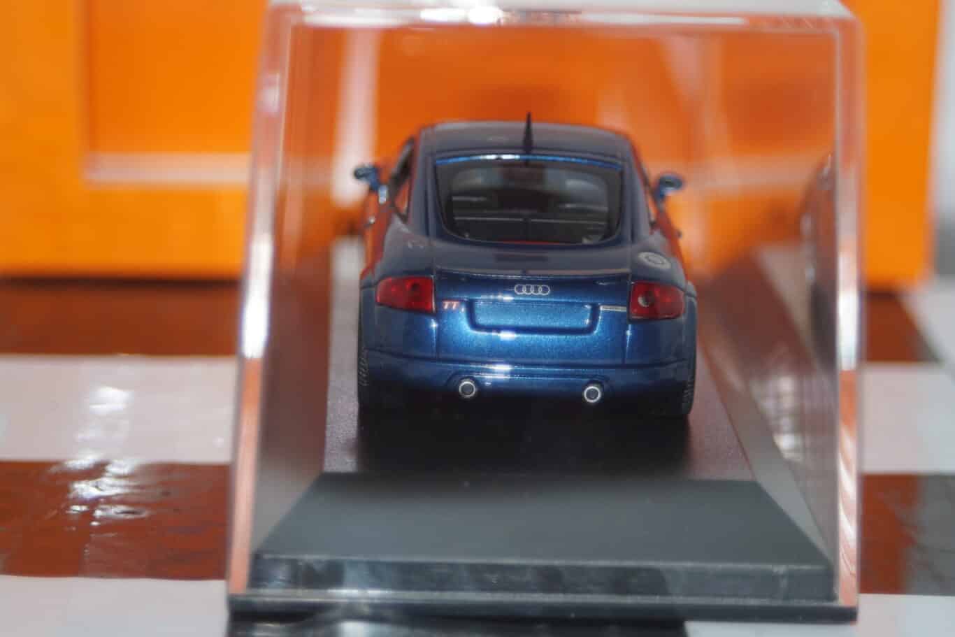 Maxichamps audi tt blue minichamps 1:43 940 017220