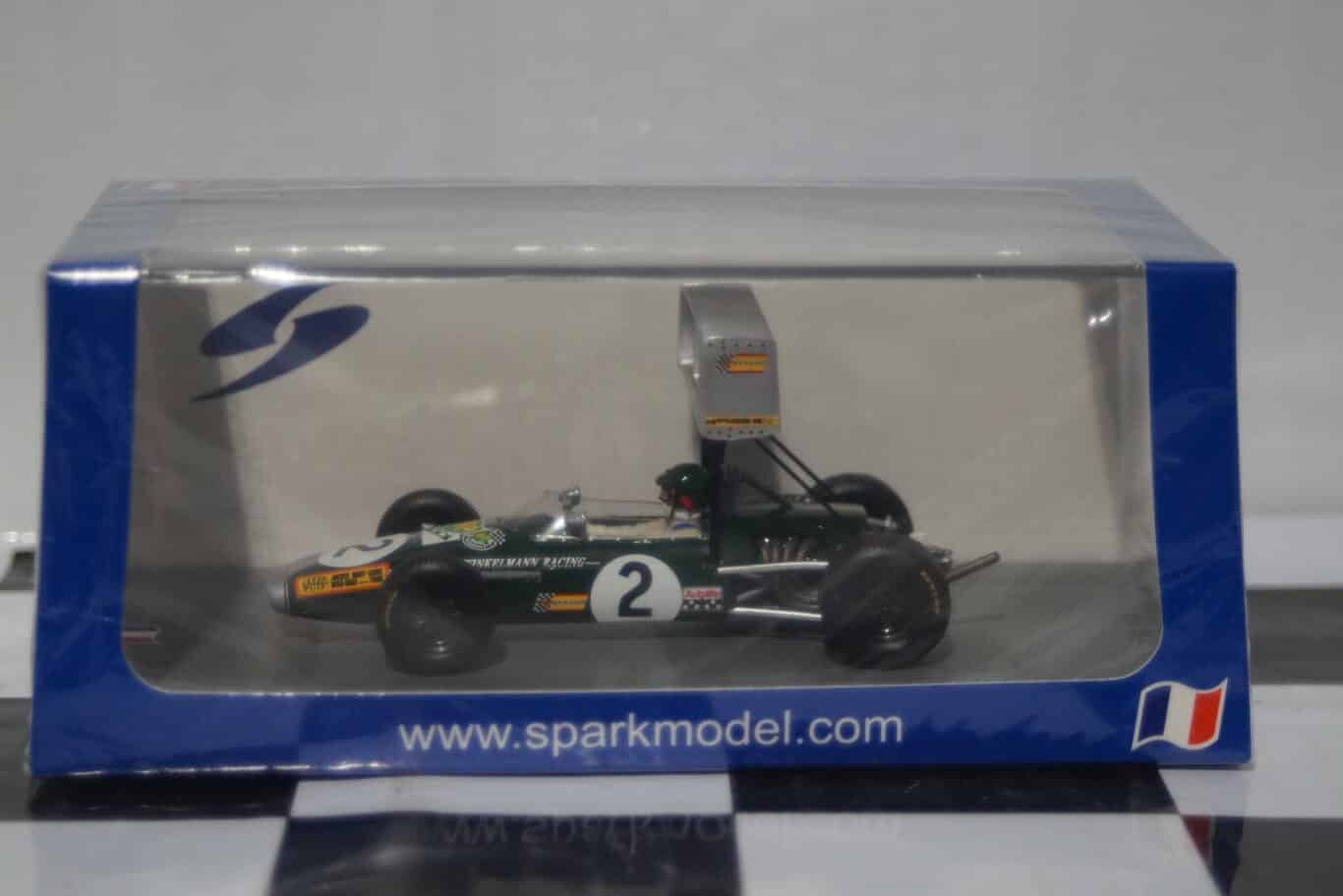 Ford Puma Rally Monte Carlo Winner 2022 S.LOEB #19 1:43 Spark Resin S6697