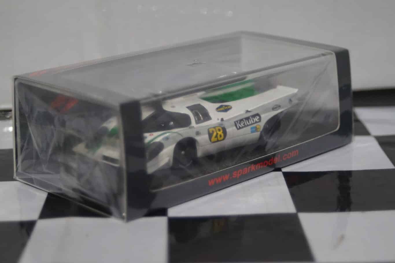 Spark mercedes-amg-gt3 champion dtm 2021 1:43 resin sg790