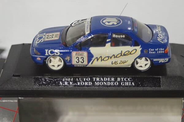 Racing Replicas Ford Mondeo Ghia BTCC 1994 A.Rouse 93018