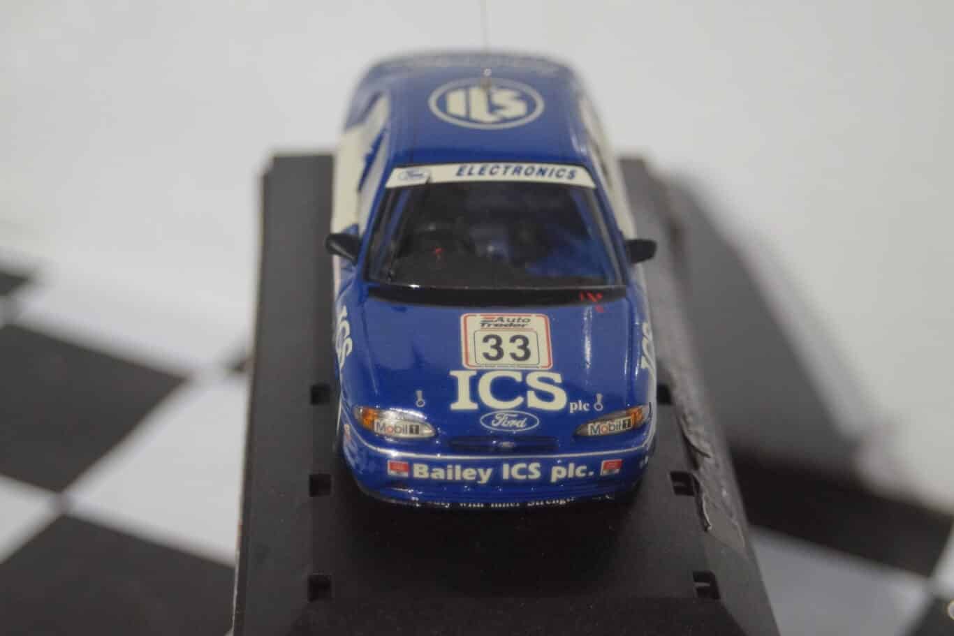 Racing Replicas Ford Mondeo Ghia BTCC 1994 A.Rouse 93018