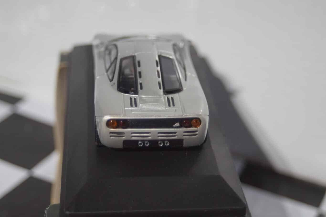 Minichamps Mclaren F1 Street Silver 1:43 Diecast 530133431