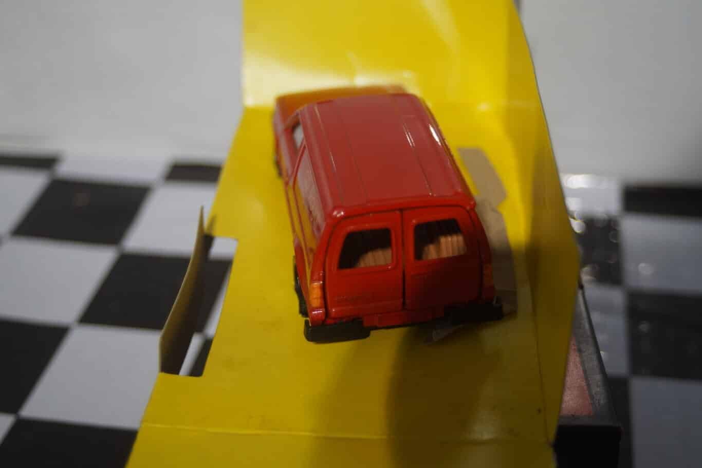 Corgi ford escort van royal mail red 1:36th 496