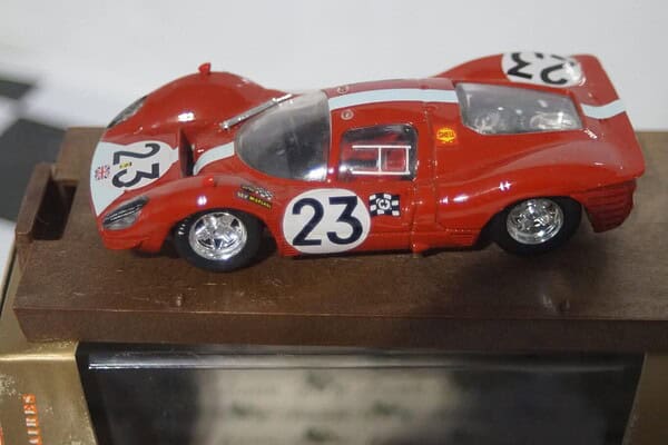 Brumm Ferrari 330-P4 1967 Lemans Attwood Red S016