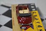 Volkswagen Beetle Cabriolet Maroon VA2000 Vanguards 1:43 Scale