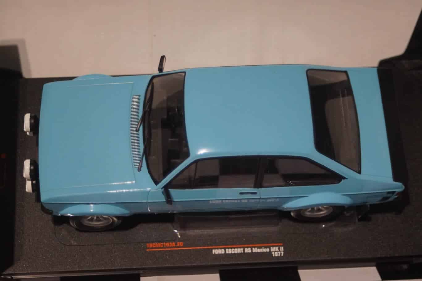 Ixo ford escort mk2 rs1800 red 1:18 18rmc103b.20