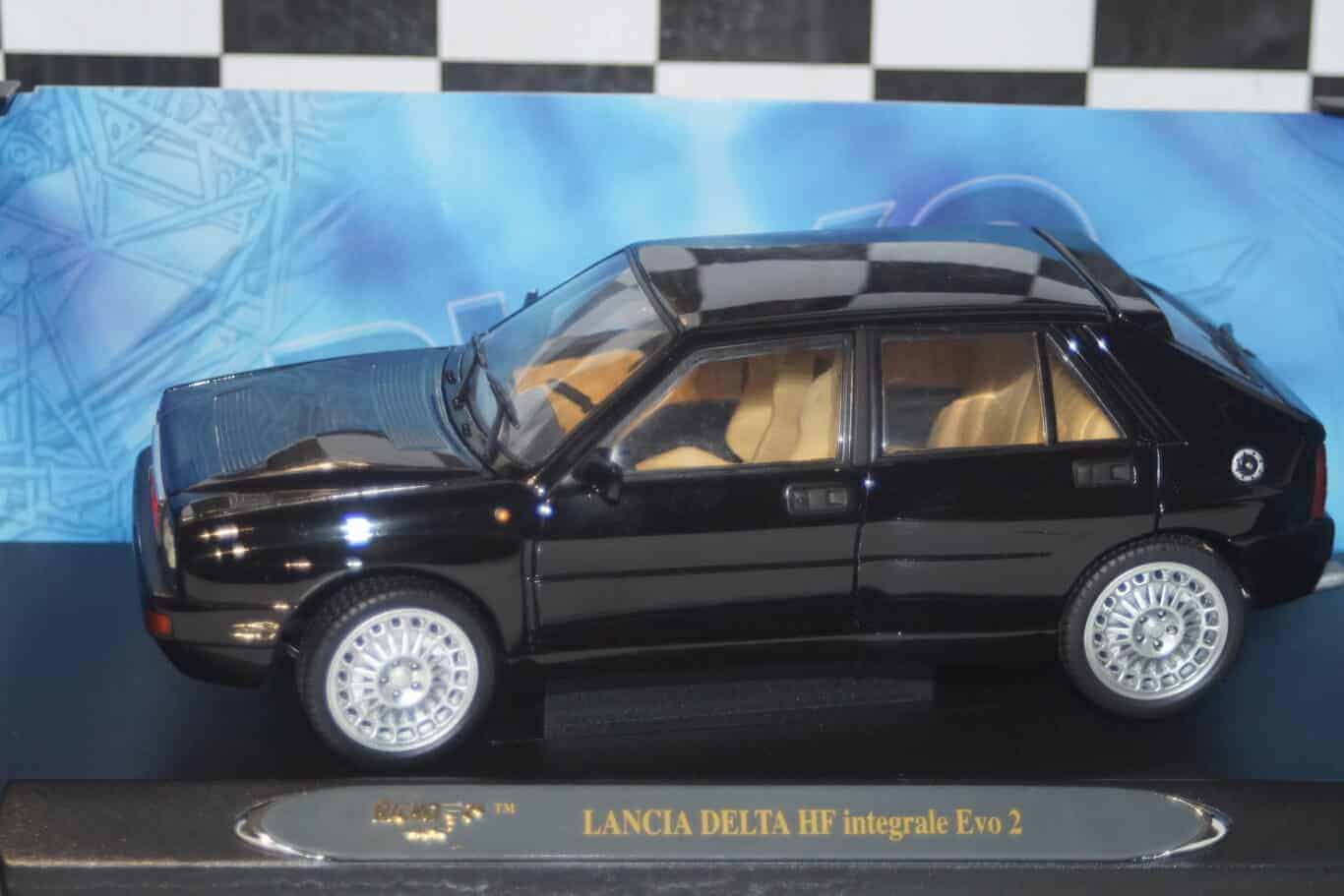 Ricko Lancia Delta HF intergrale Black 32113 1:18