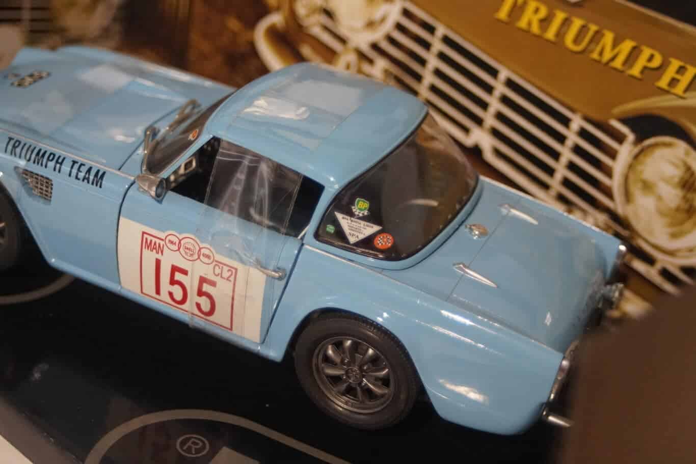 Jadi Triumph Team TR4 Blue Rally Sofia Liege 1963 1:18 Diecast 98093