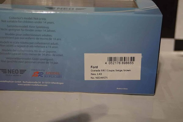 Neo models ford scorpio mk1,maroon neo43337 1:43 scale