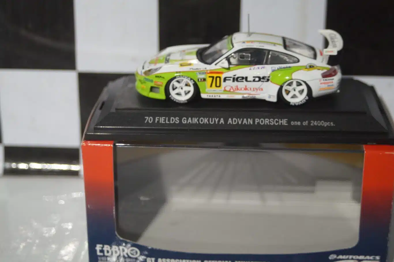 Ebbro porsche 70 fields gaikokuya advan jgtc 2004 ref 599 1:43 diecast
