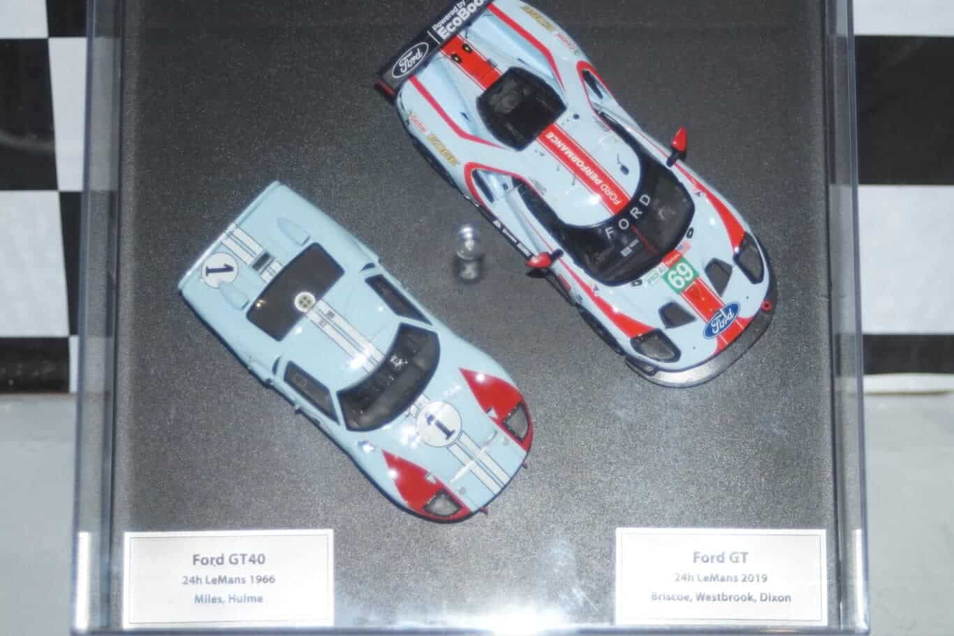 Ixo Ford GT 2 car set LeMans 1966 and 1919 Ecoboost 3.5L Ref FGT-43001 1:43 SET-2
