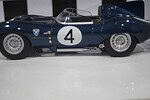CMR Jaguar D-type No4 Sanderson/Flockart Winner 24h LM 1956 CMR142 1:18