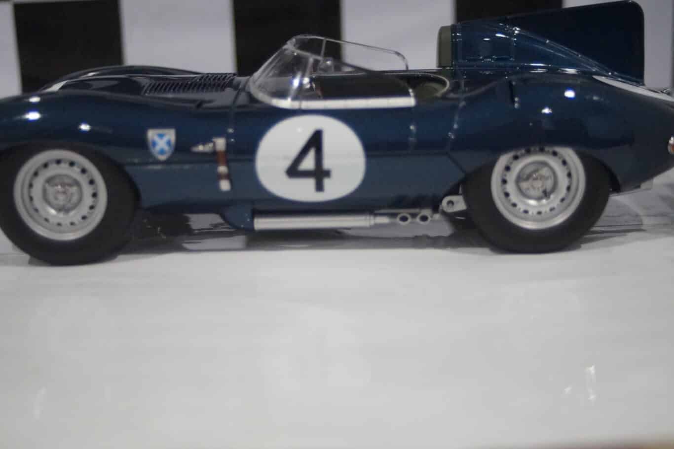 CMR Jaguar D-type No4 Sanderson/Flockart Winner 24h LM 1956 CMR142 1:18