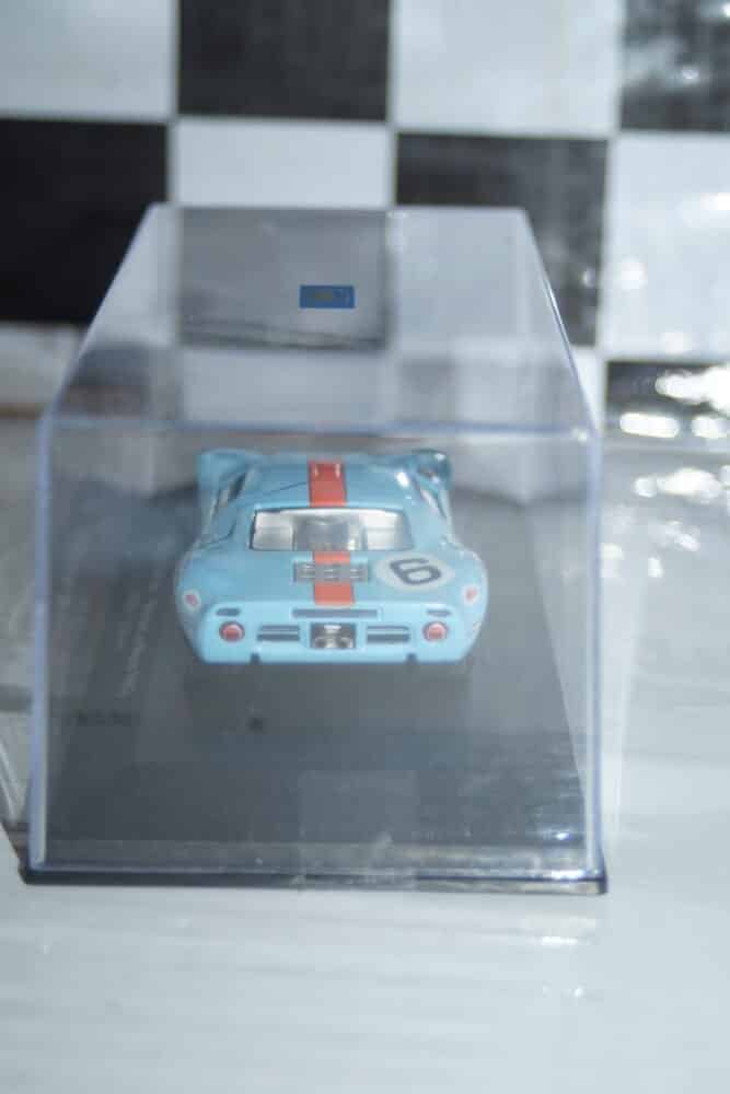 Ixo Ford GT 40 No6 winner LeMans 1969 J.Ickx Ref  LM1969 1:43