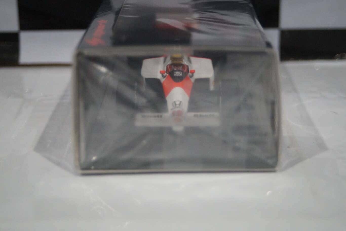 Spark mclaren mp4/4 winner japanese gp 1988 a.senna 1:43 resin s5397