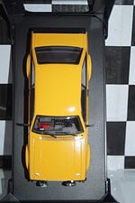 Whitebox ford escort mkii 1600 sport yellow 1:24 wb124129
