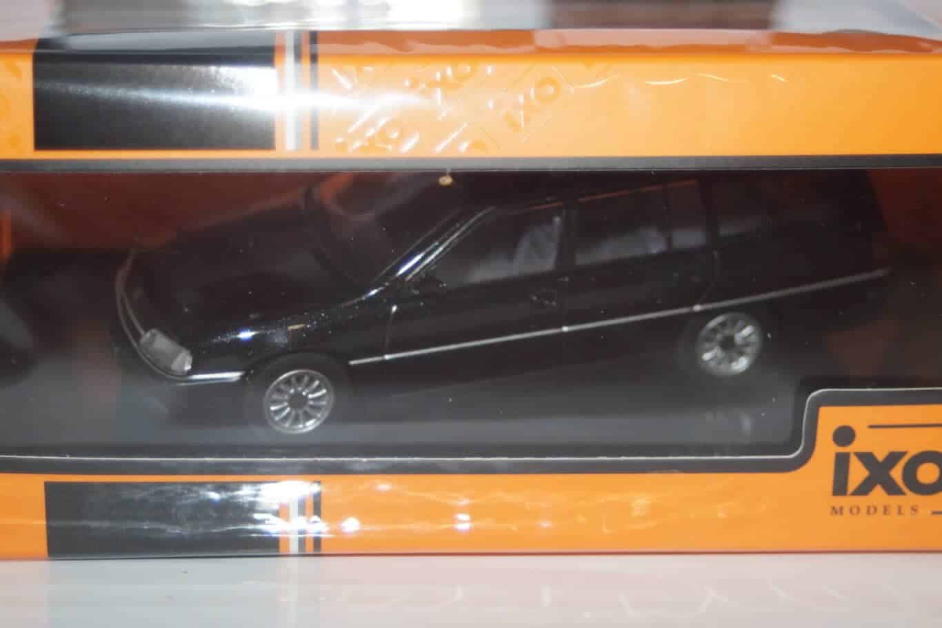 Ixo Opel Omega A2 Caravan 1990 Black IXOCLC444N.22