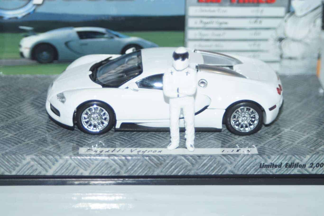 Minichamps bugatti veyron whitetop gear 519 431100 1:43