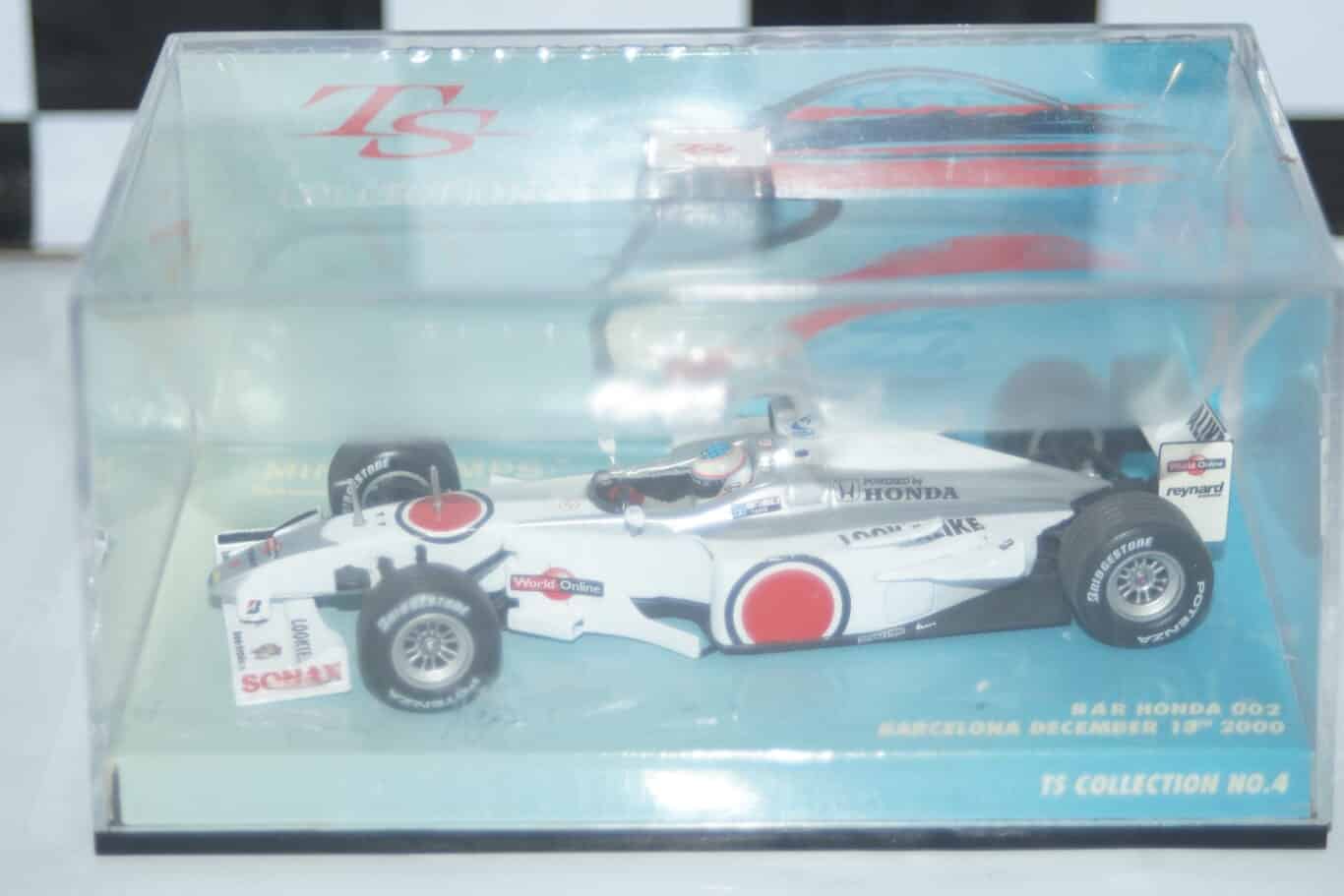 Minichamps BAR Honda 002 Barcelona 2000 T.Sato 518 004399 in 1:43 scale