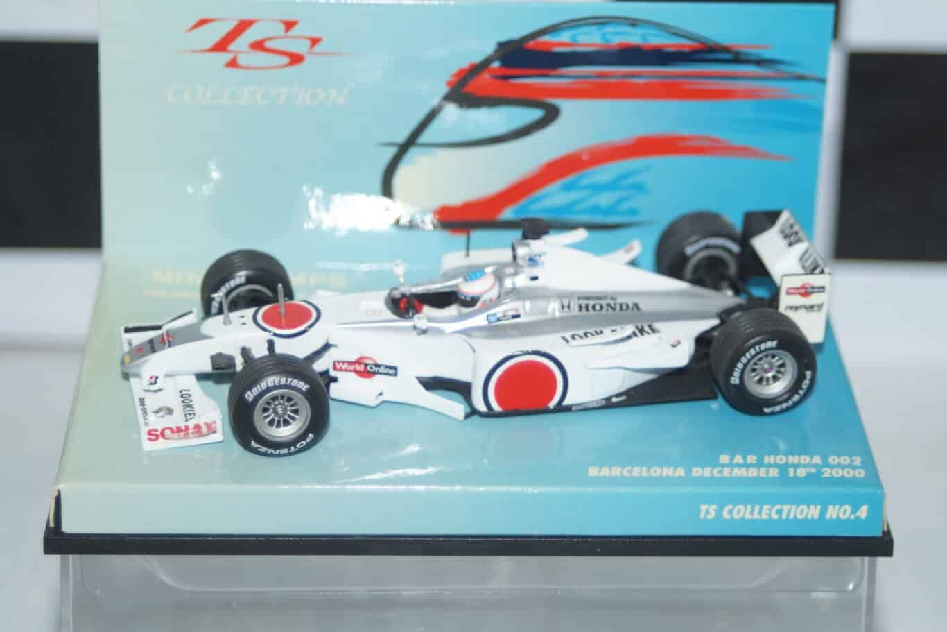 Minichamps BAR Honda 002 Barcelona 2000 T.Sato 518 004399 in 1:43 scale