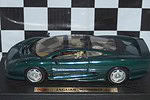 Maisto jaguar xj220 1:18 diecast 31807