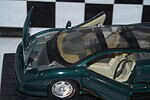 Maisto jaguar xj220 1:18 diecast 31807