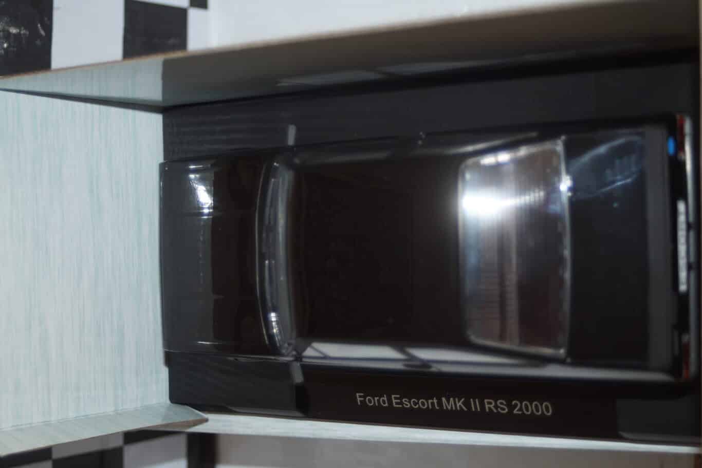 Model car group ford escort mk2 rs2000 black mcg18405