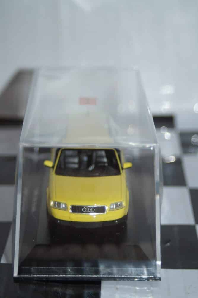 Maxichamps audi rs6 avant blue matallic 2007 minichamps 1:43 940 017211