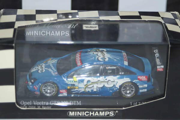 Minichamps opel vectra gts v8 dumbreck 400 044414