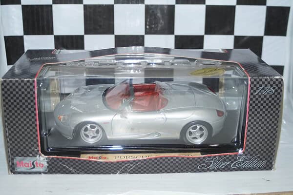 Maisto porsche boxster 1:18 diecast ref 32814 silver edition