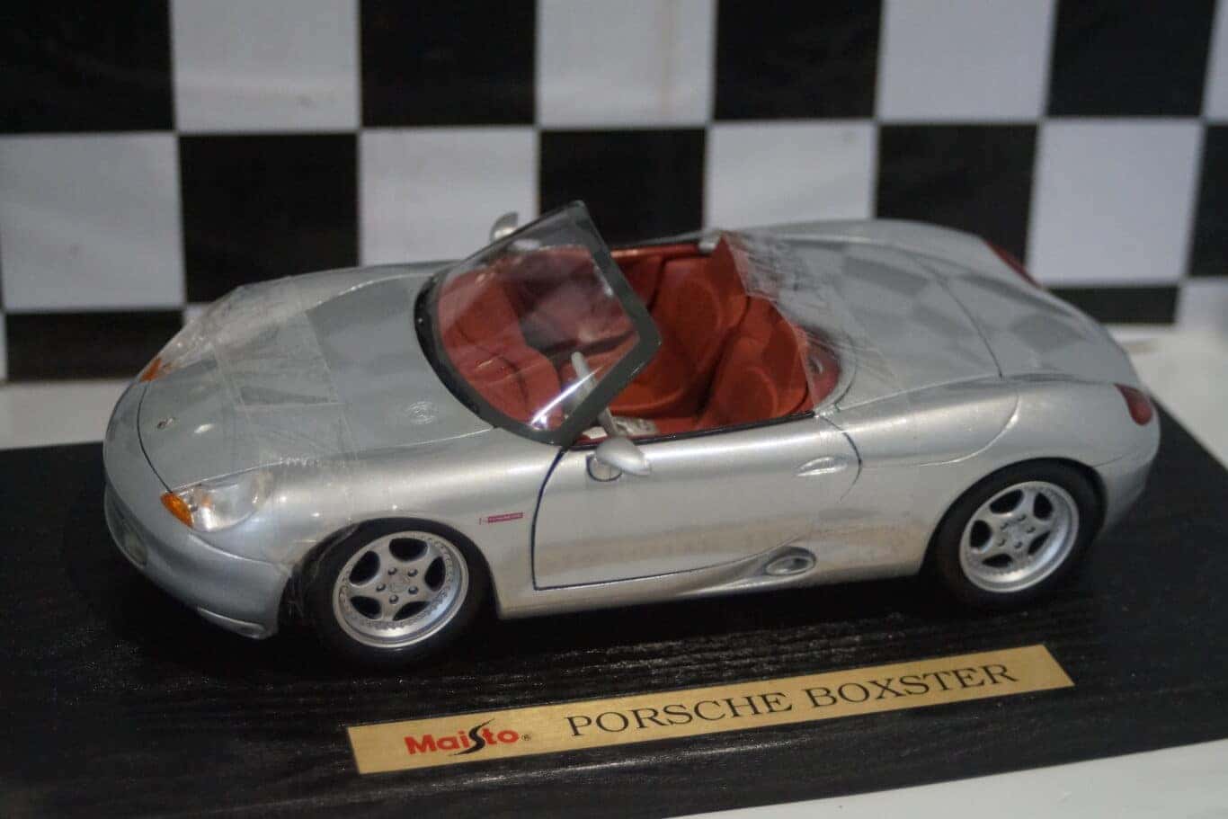 Maisto porsche boxster 1:18 diecast ref 32814 silver edition